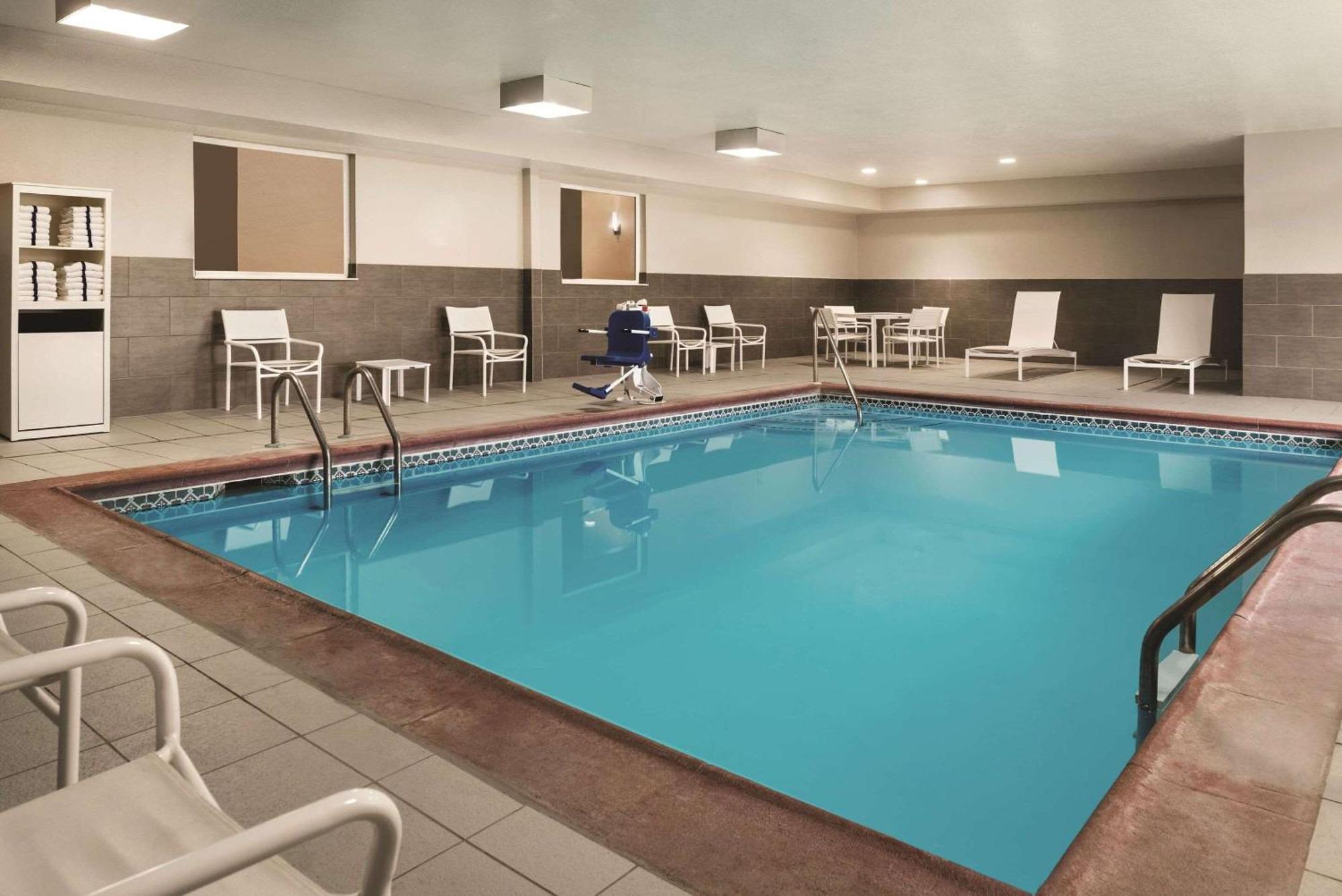 Country Inn & Suites By Radisson, Indianapolis South, In Экстерьер фото